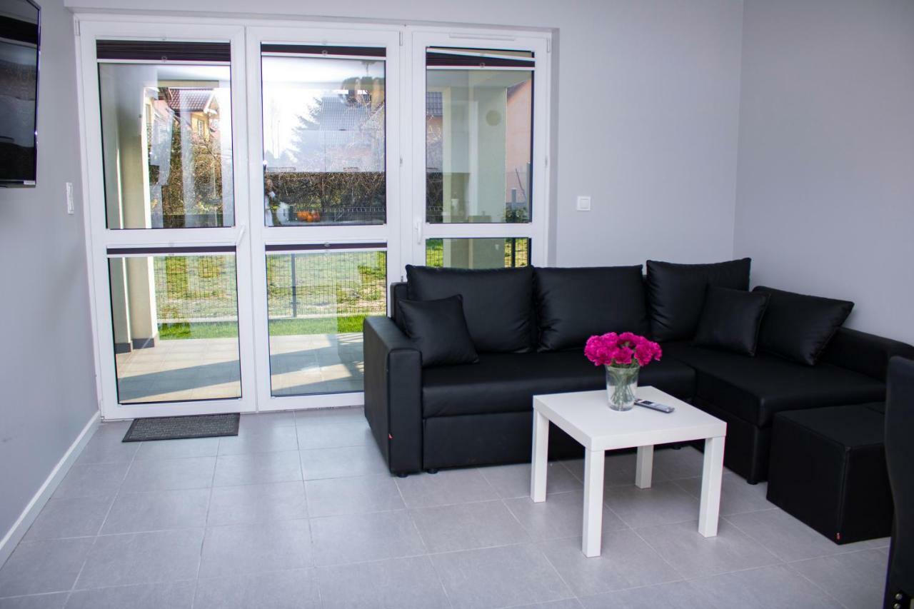 Apartament Z Ogrodkiem تشوستش المظهر الخارجي الصورة