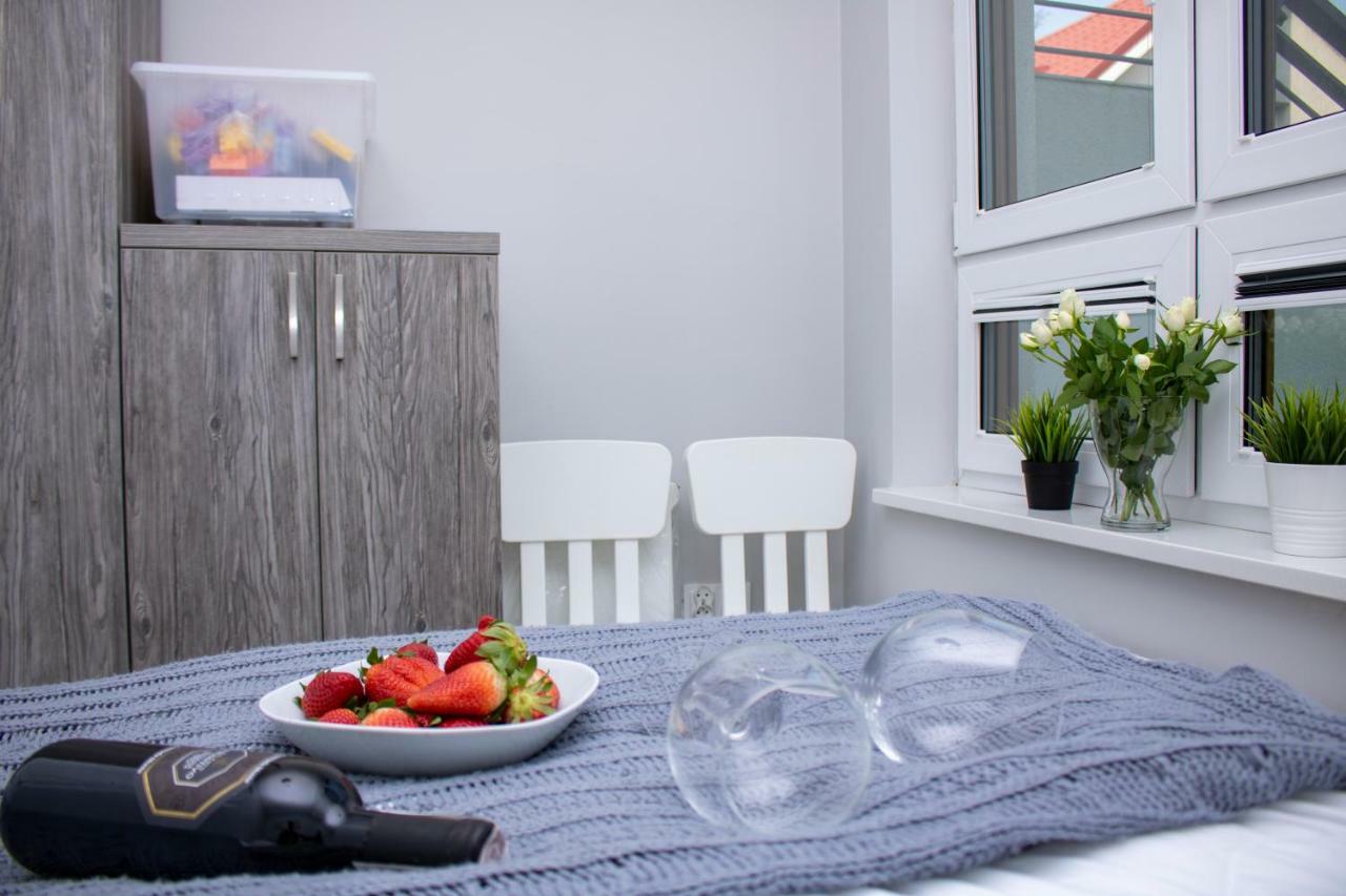 Apartament Z Ogrodkiem تشوستش المظهر الخارجي الصورة